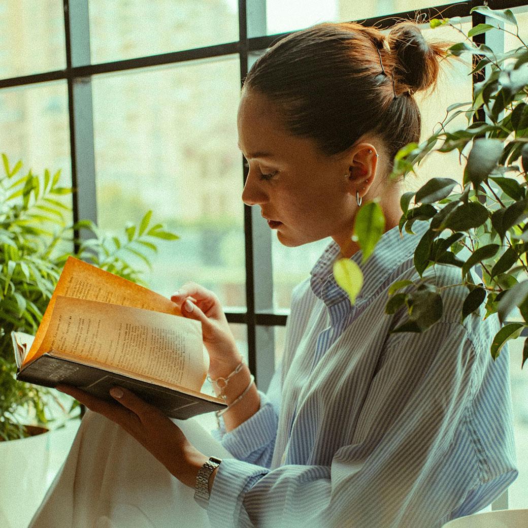 新世代女性的自信保養美學:由內而外綻放光芒!