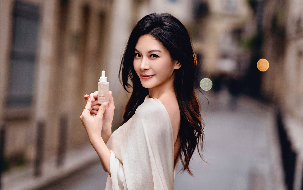 「玫瑰時光瓶」勇奪英國全球綠色美妝大賞冠軍金獎,網友好評:對抗地心引力超有感